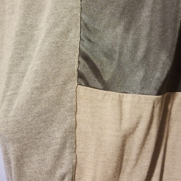 Beautiful Extremely Soft Casual Chico's Shirt - Picture 2 of 5